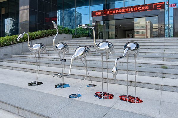 Custom Stainless Steel Flamingo Sculptures – Mirror Polished Bird Statues for Outdoor Decoration